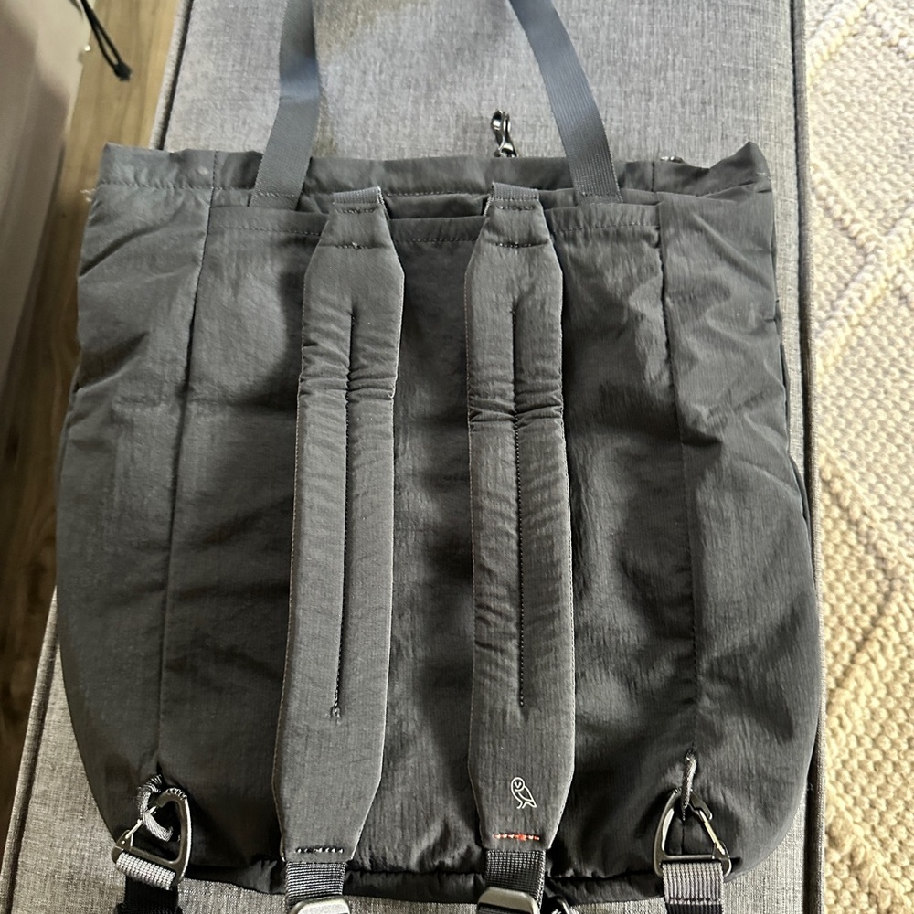 Bellroy Lite Tote Bag in Black - Picture 2 of 4